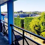 Kyriad Direct Poitiers - Gare Du Futuroscope Hotel 2*