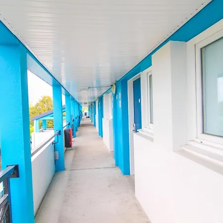 Kyriad Direct Poitiers - Gare Du Futuroscope Hotel