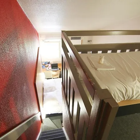 Hotel Kyriad Direct Poitiers - Gare Du Futuroscope 2*