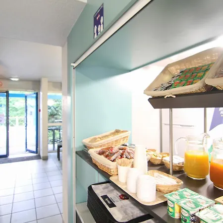 Kyriad Direct Poitiers - Gare Du Futuroscope Chasseneuil-du-Poitou