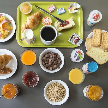 Kyriad Direct Poitiers - Gare Du Futuroscope