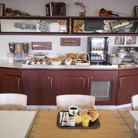 Hotel Kyriad Direct Poitiers - Gare Du Futuroscope Chasseneuil-du-Poitou