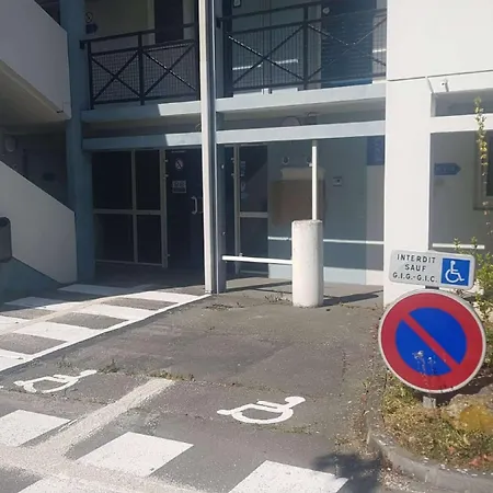 Kyriad Direct Poitiers - Gare Du Futuroscope