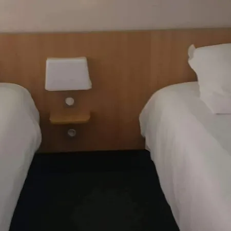 Kyriad Direct Poitiers - Gare Du Futuroscope Hotel Chasseneuil-du-Poitou