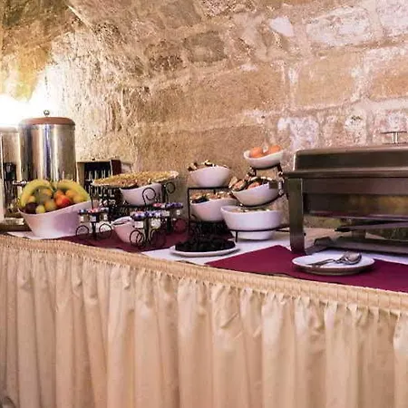 Hotel Kyriad Direct Poitiers - Gare Du Futuroscope 2*