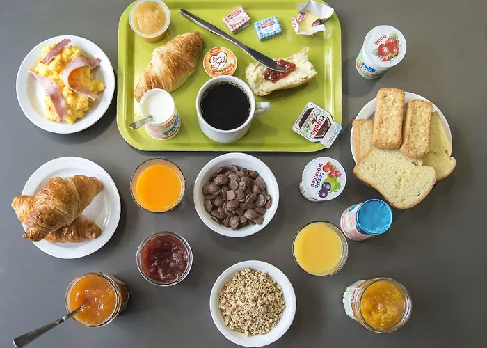 Kyriad Direct Poitiers - Gare Du Futuroscope