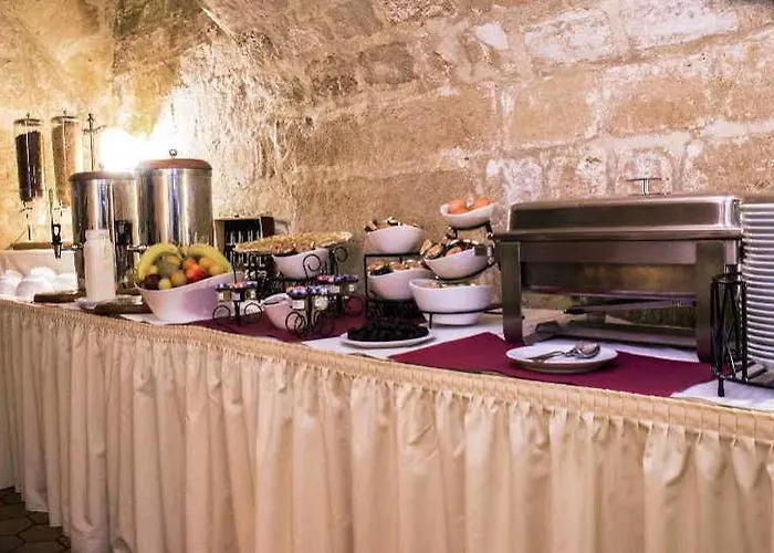 Hotel Kyriad Direct Poitiers - Gare Du Futuroscope 2*